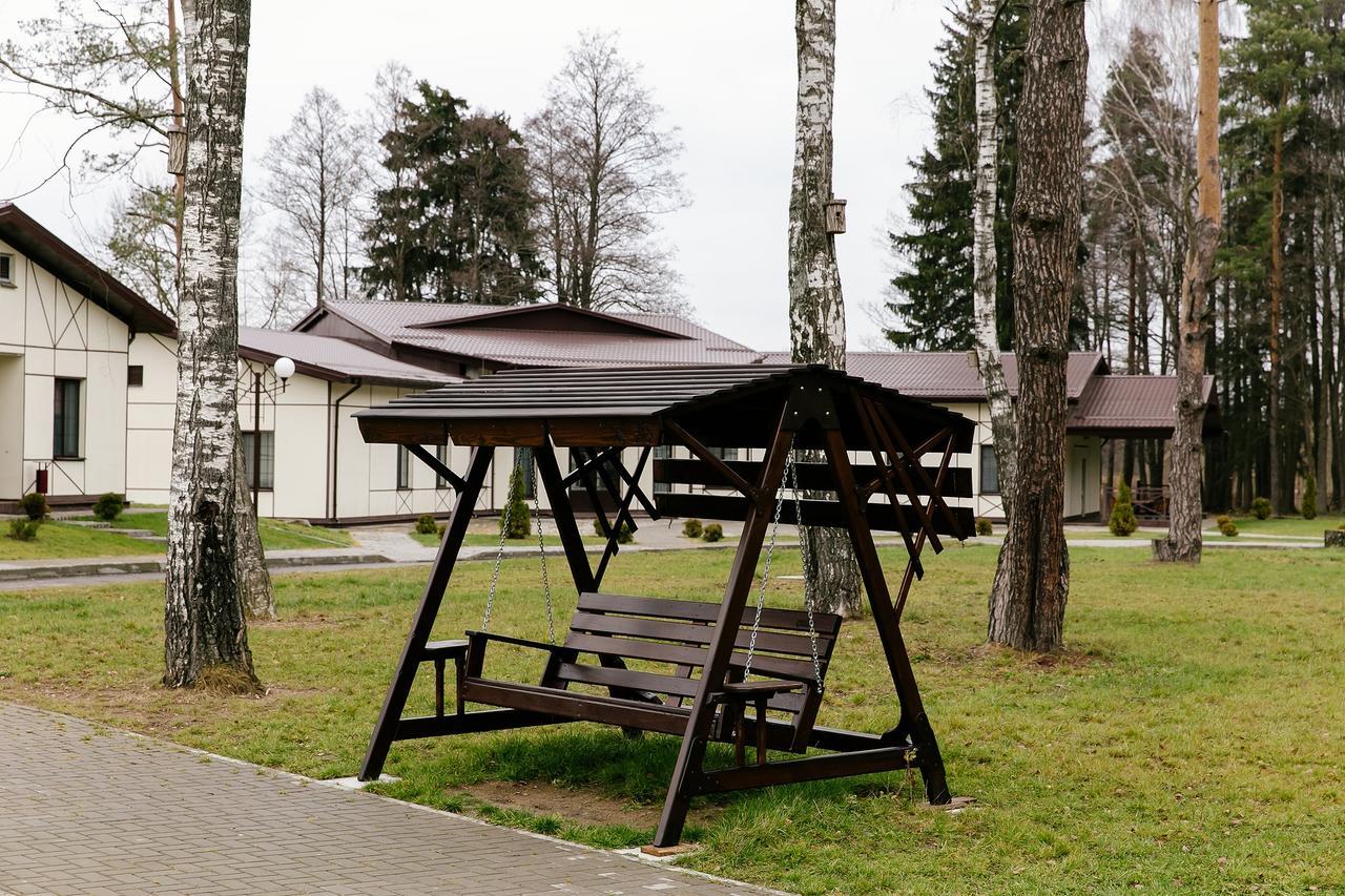 ホテルBaza Otdykha Chaika Zhodzina エクステリア 写真